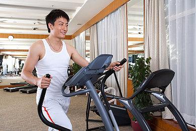 《怪物猎人：崛起》销量770万份 《冰原》880万份